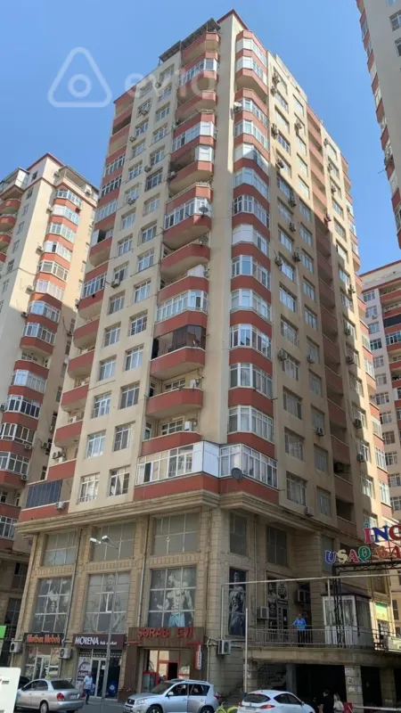 Kirayə verilir 3 otaqlı yeni tikili 150 m²
