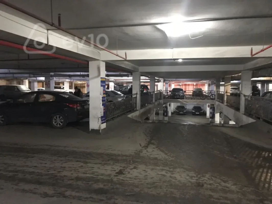 Kirayə verilir 3 otaqlı yeni tikili 150 m²