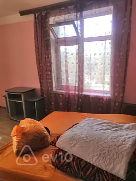 Kirayə verilir 1 otaqlı köhnə tikili 45 m²