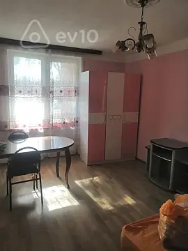 Kirayə verilir 1 otaqlı köhnə tikili 45 m²