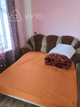 Kirayə verilir 1 otaqlı köhnə tikili 45 m²
