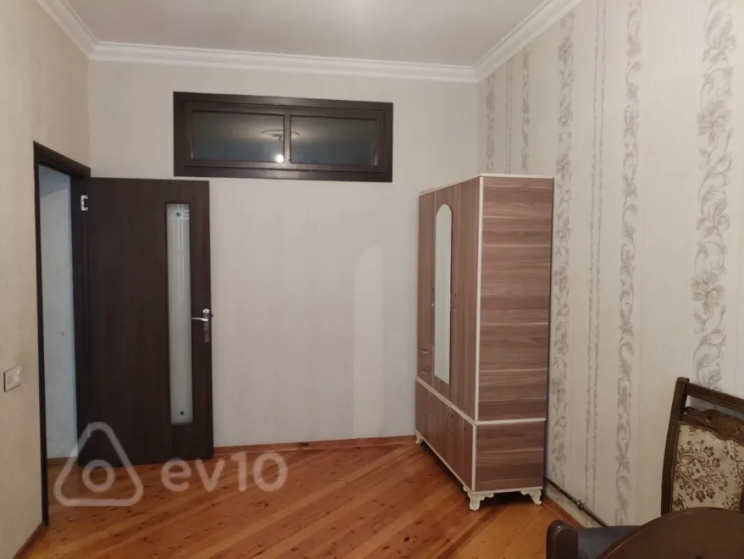 Kirayə verilir 3 otaqlı yeni tikili 84 m²