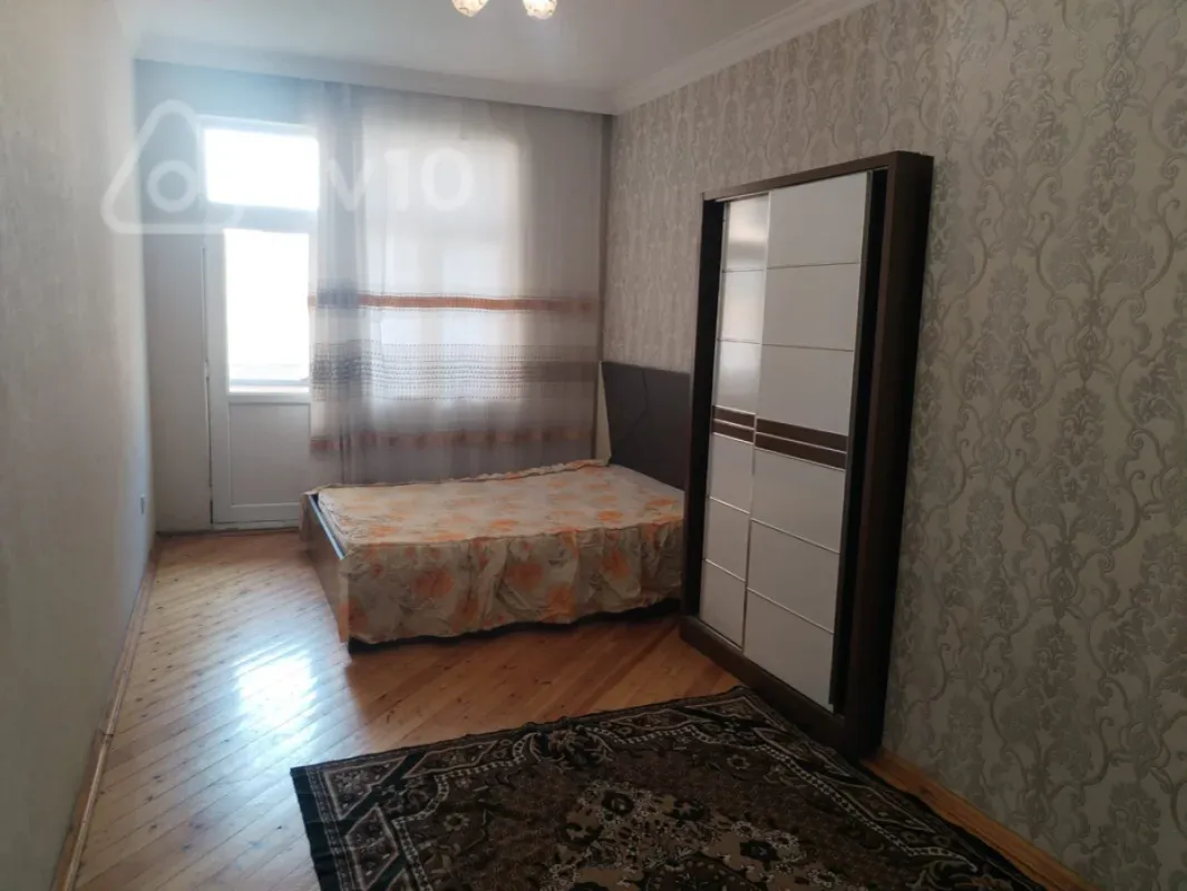 Kirayə verilir 3 otaqlı yeni tikili 84 m²