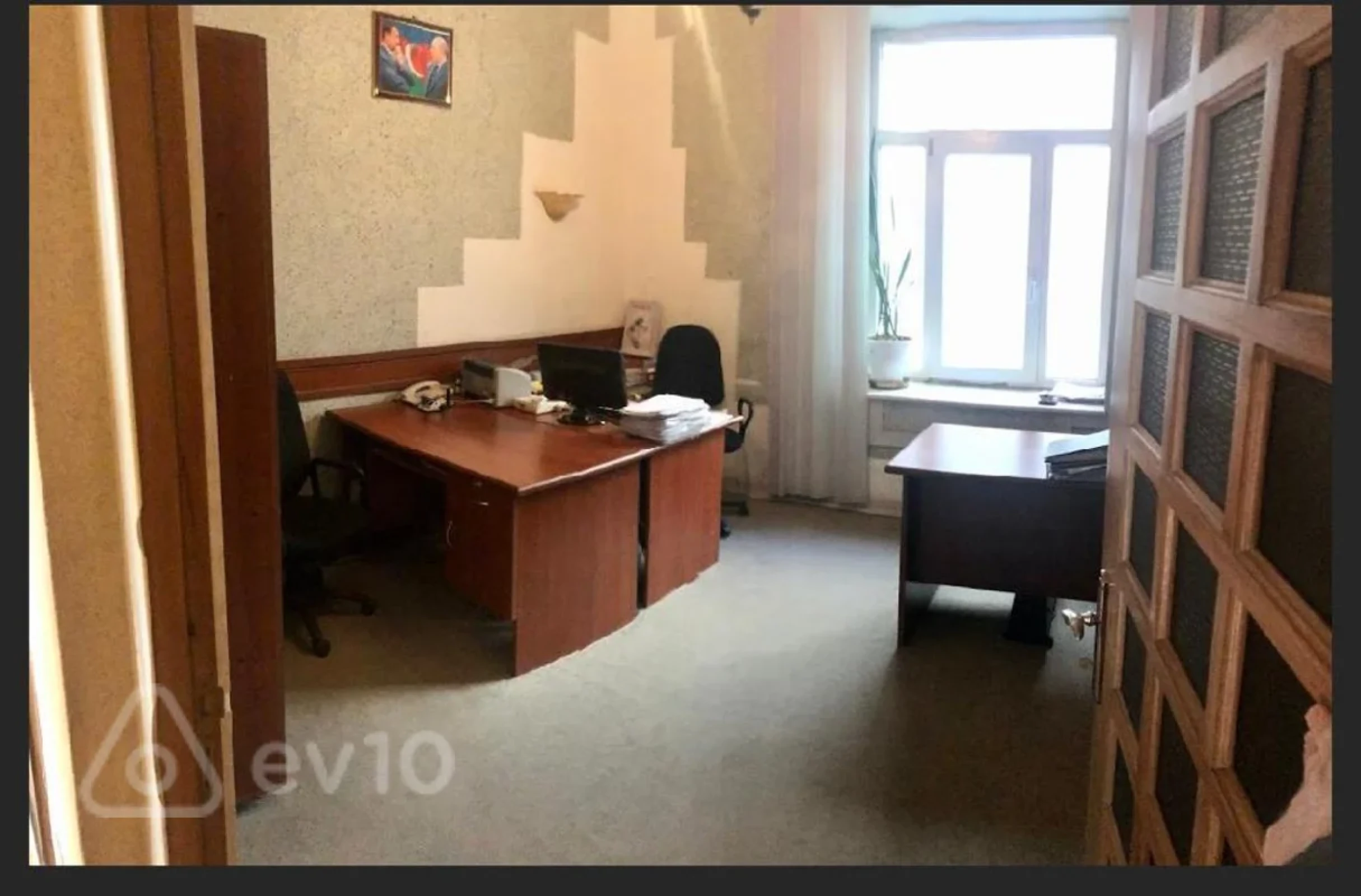 Kirayə verilir 3 otaqlı ofis 100 m²