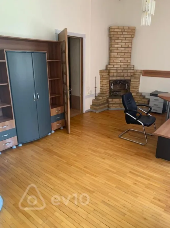 Kirayə verilir 3 otaqlı ofis 100 m²