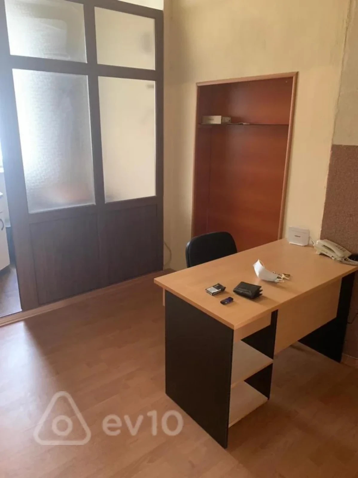 Kirayə verilir 3 otaqlı ofis 100 m²