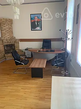 Kirayə verilir 3 otaqlı ofis 100 m² — Bakı, Səbail 3 otaq 100.00 m²