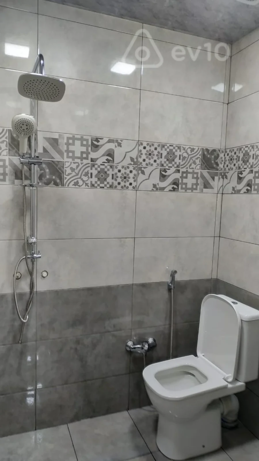 Kirayə verilir 3 otaqlı yeni tikili 75 m²