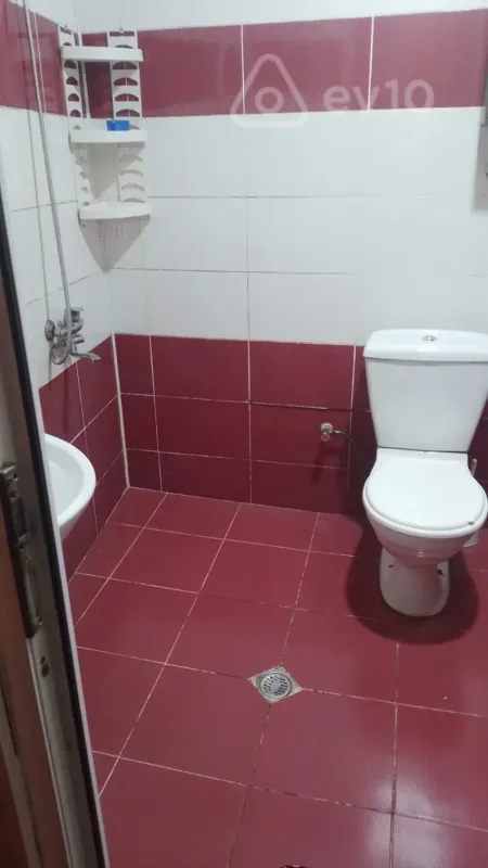 Kirayə verilir 2 otaqlı həyət evi 45 m²