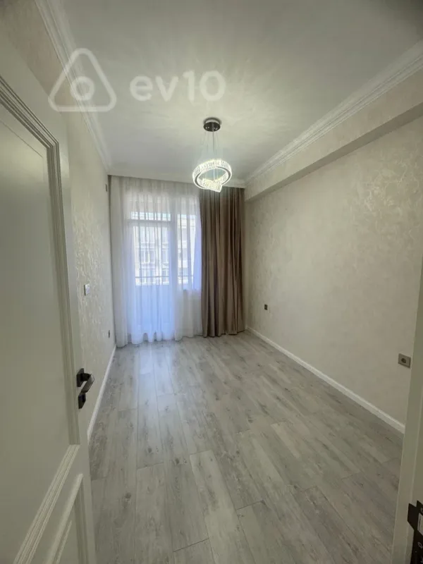 Satılır 2 otaqlı yeni tikili 50 m²