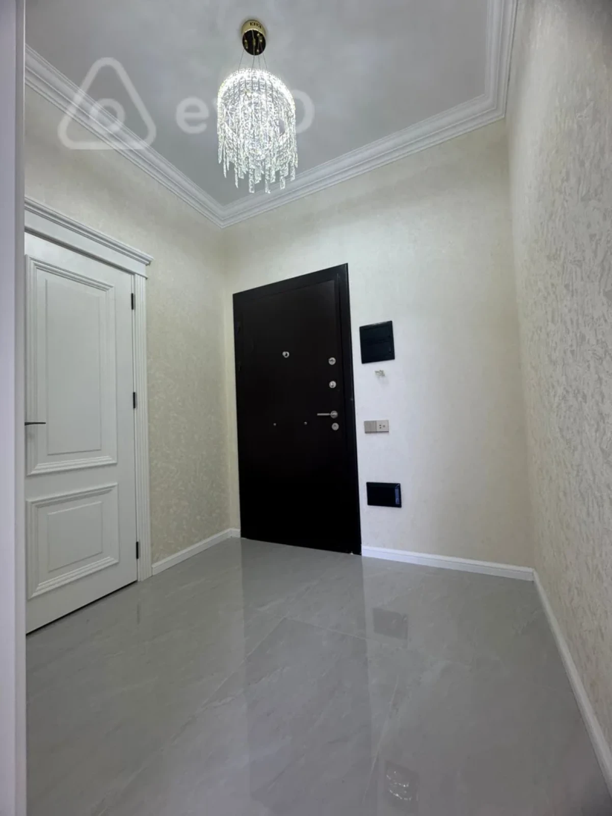 Satılır 2 otaqlı yeni tikili 50 m²