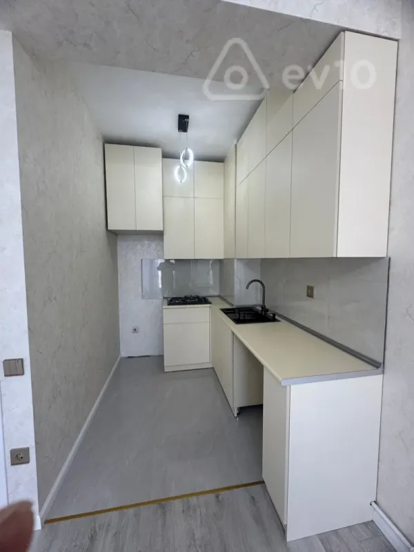 Satılır 2 otaqlı yeni tikili 50 m²