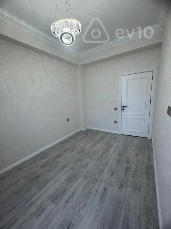 Satılır 2 otaqlı yeni tikili 50 m²