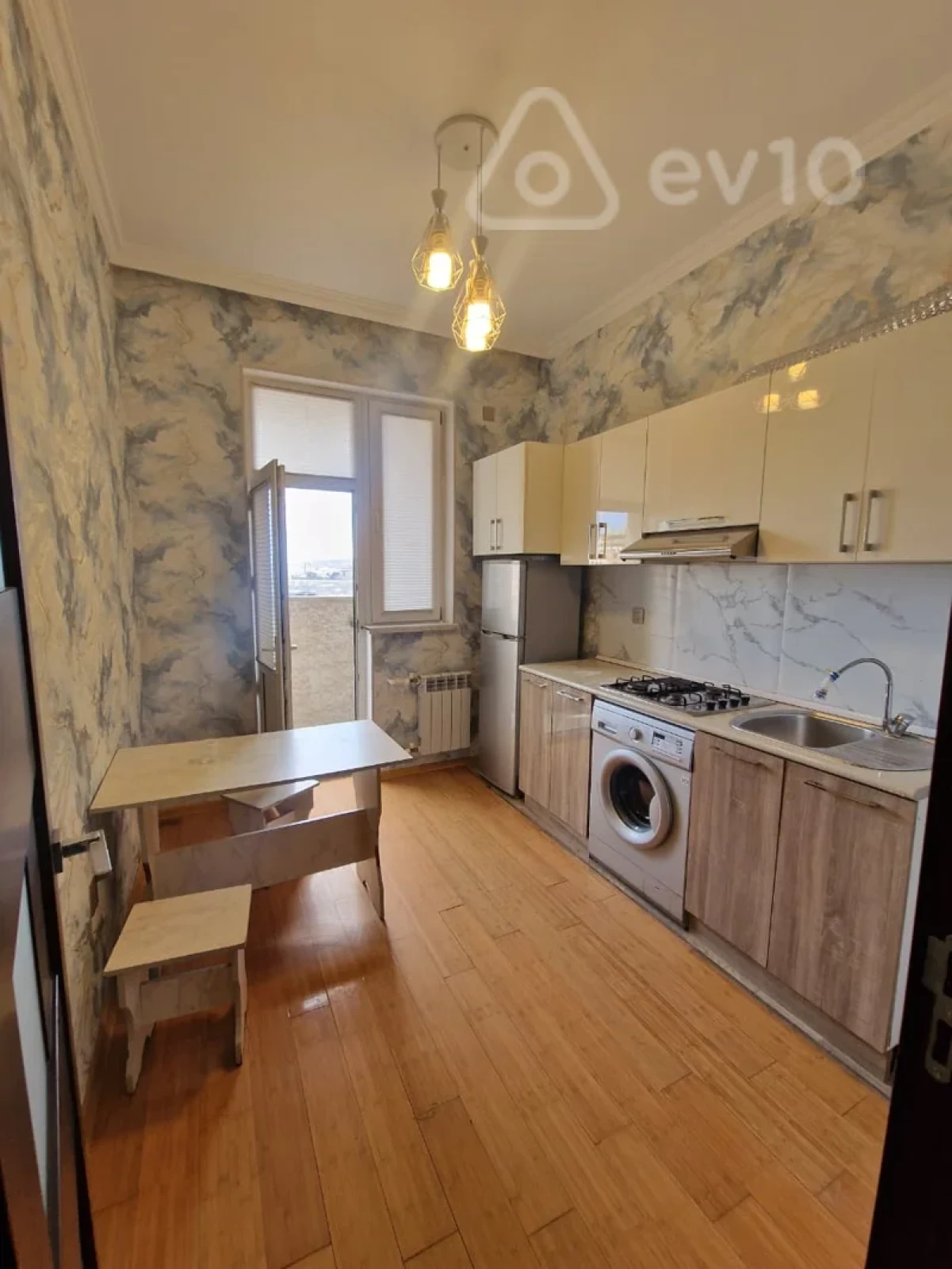 Satılır 1 otaqlı yeni tikili 44 m²