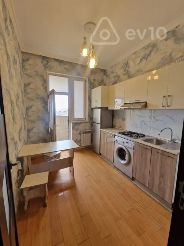 Satılır 1 otaqlı yeni tikili 44 m²