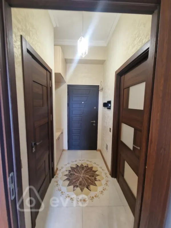 Satılır 1 otaqlı yeni tikili 44 m²