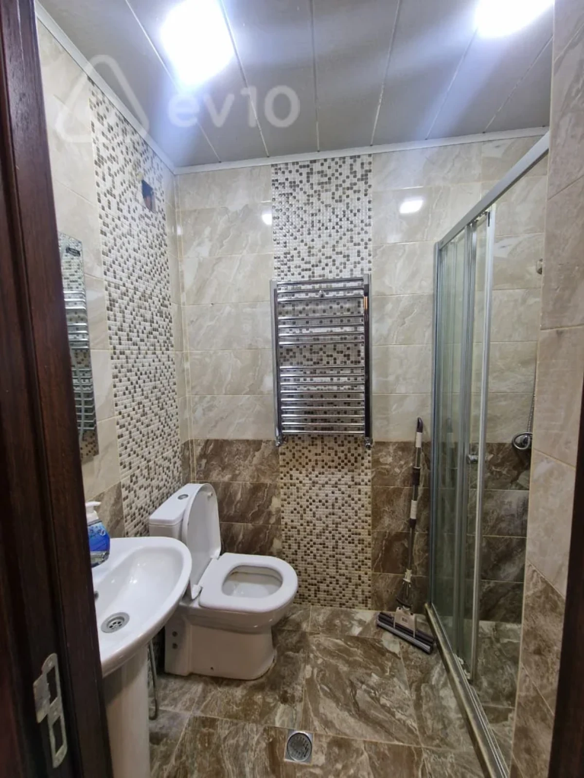 Satılır 1 otaqlı yeni tikili 44 m²