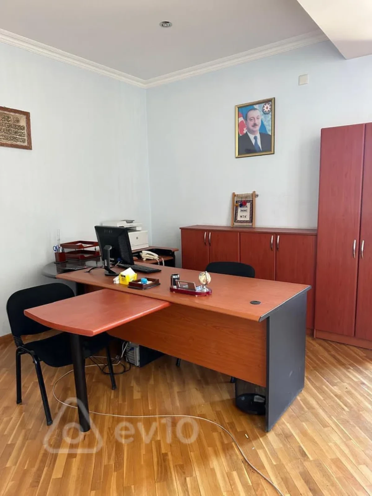 Kirayə verilir 3 otaqlı ofis 140 m²