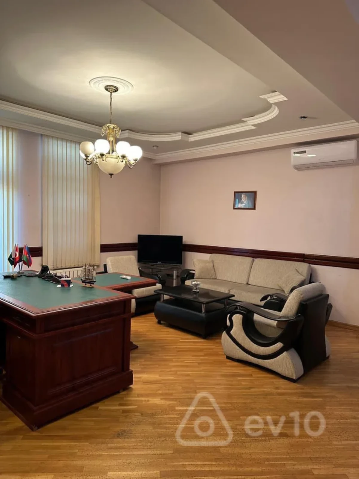 Kirayə verilir 3 otaqlı ofis 140 m²