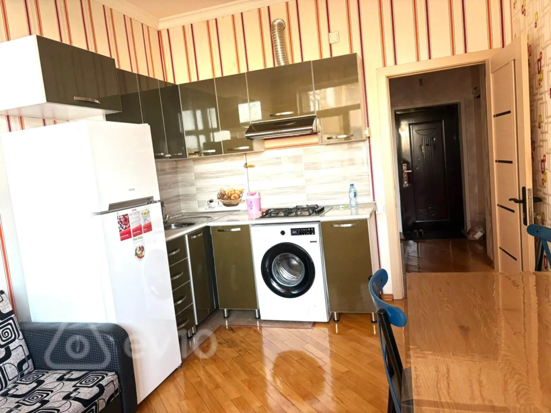 Kirayə verilir 2 otaqlı yeni tikili 60 m²