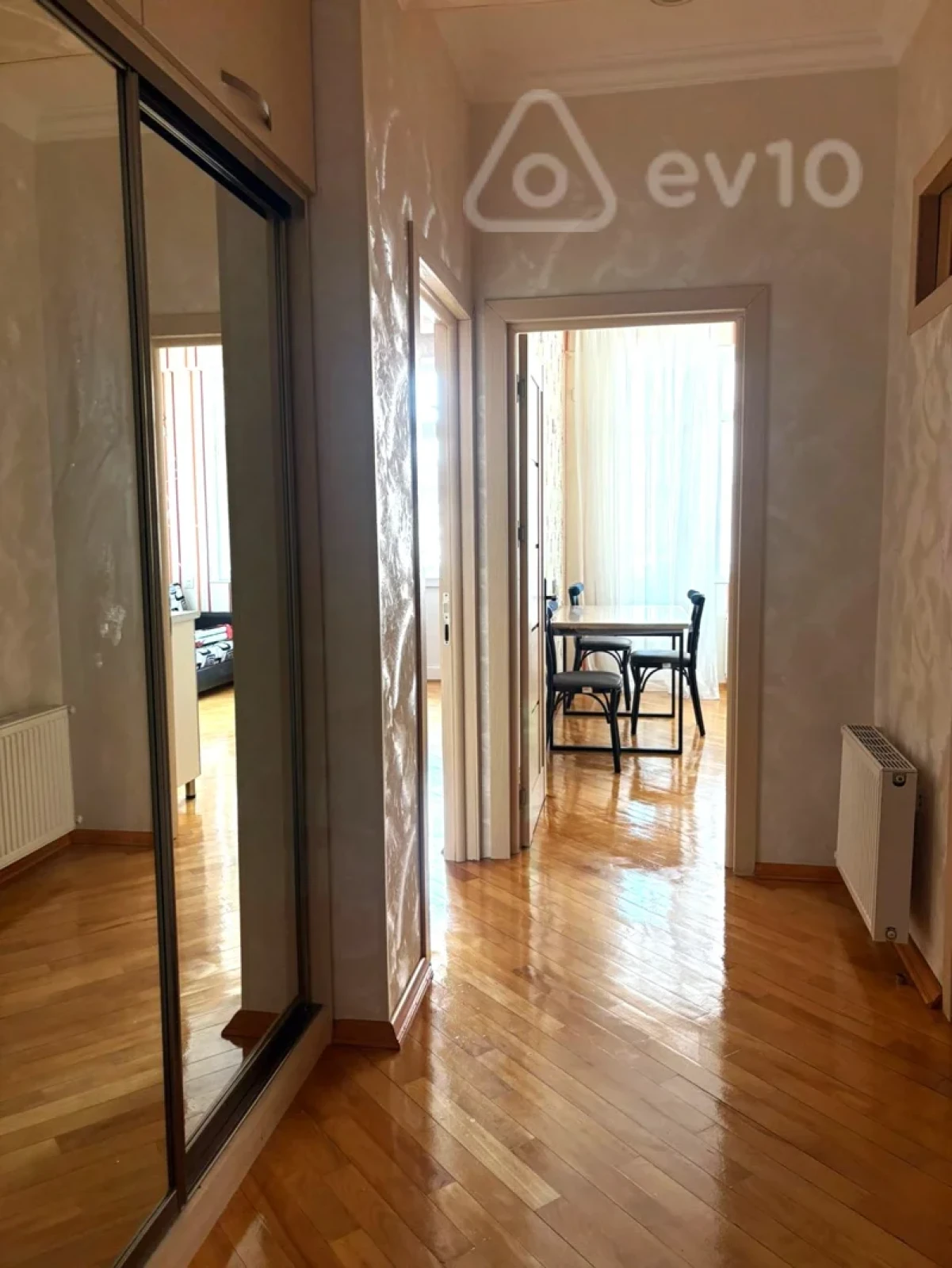 Kirayə verilir 2 otaqlı yeni tikili 60 m²