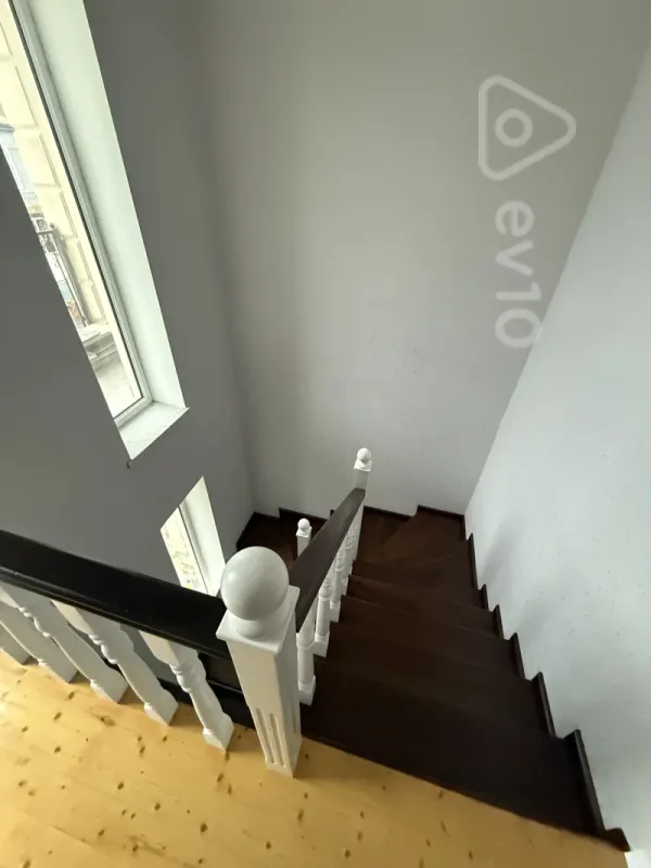 Satılır 4 otaqlı həyət evi 158 m²