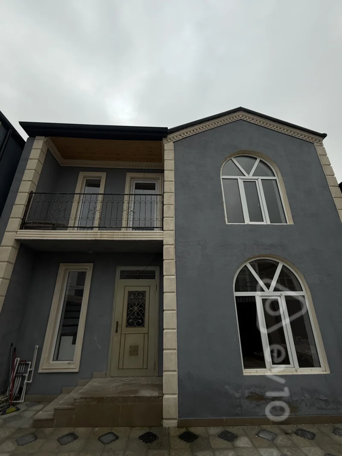 Satılır 4 otaqlı həyət evi 158 m²