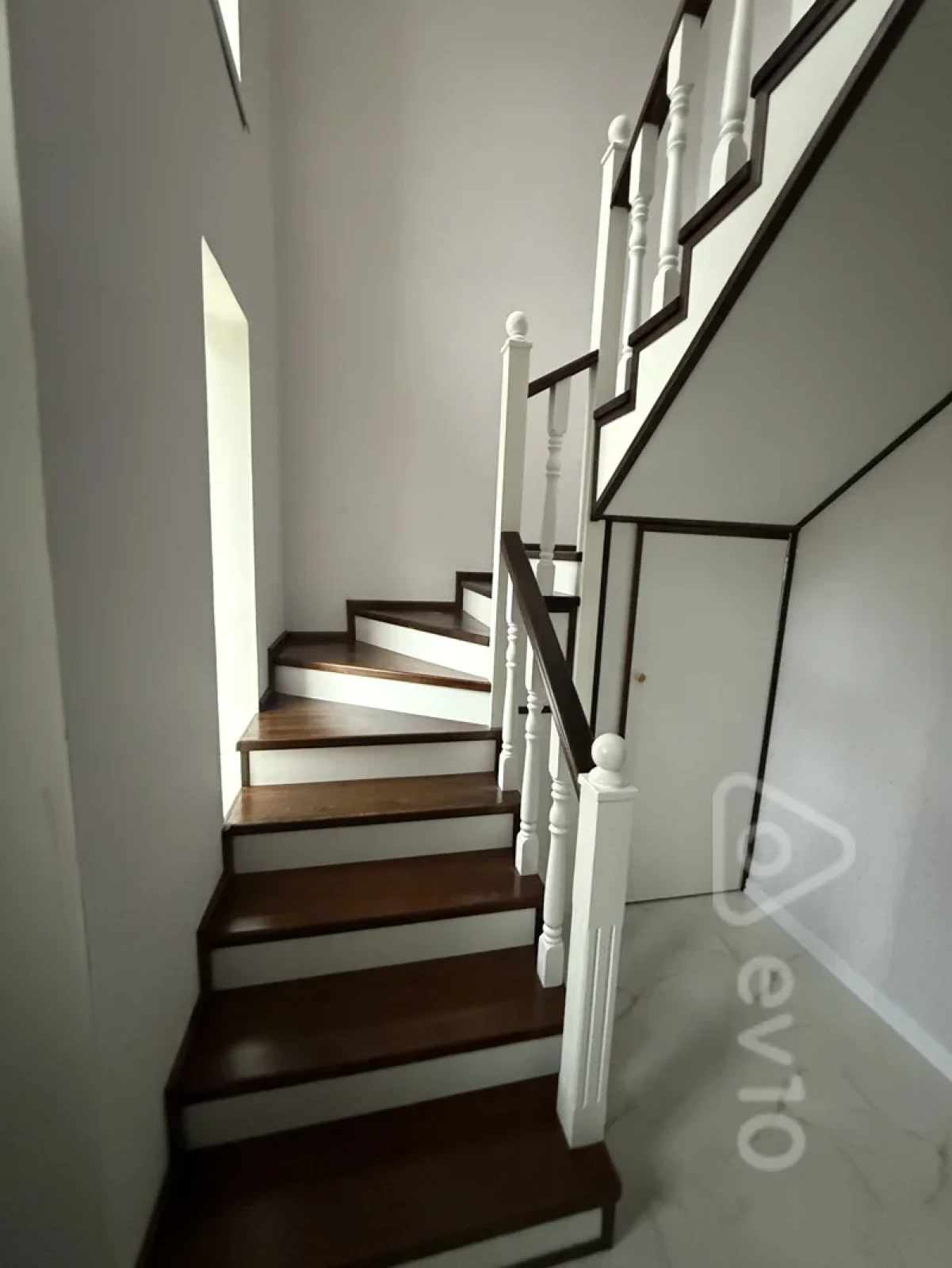 Satılır 4 otaqlı həyət evi 158 m²