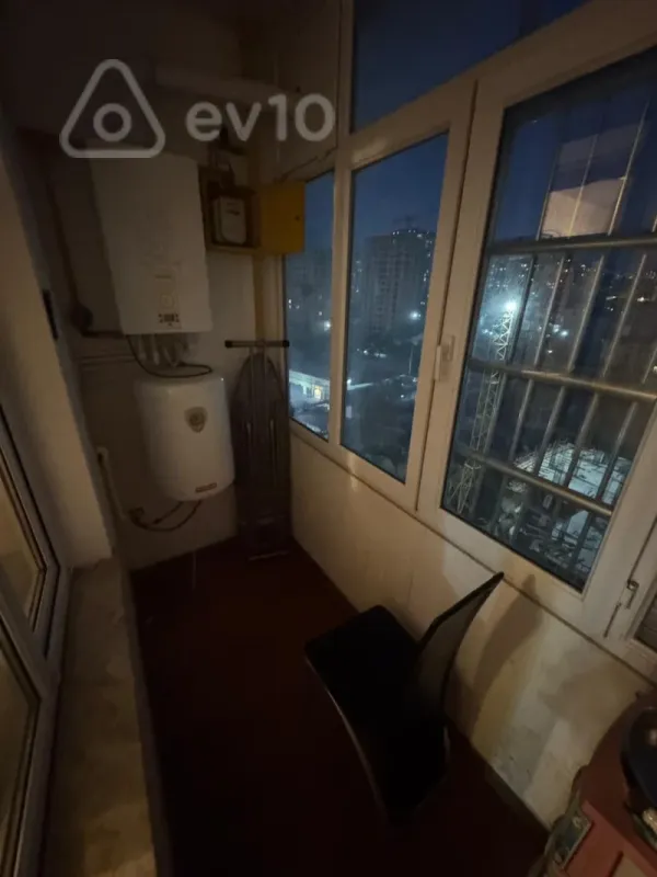 Kirayə verilir 3 otaqlı yeni tikili 100 m²