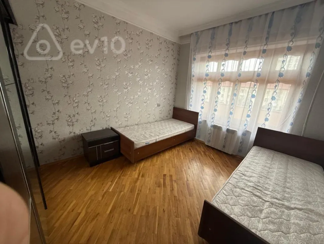Kirayə verilir 2 otaqlı yeni tikili 60 m²