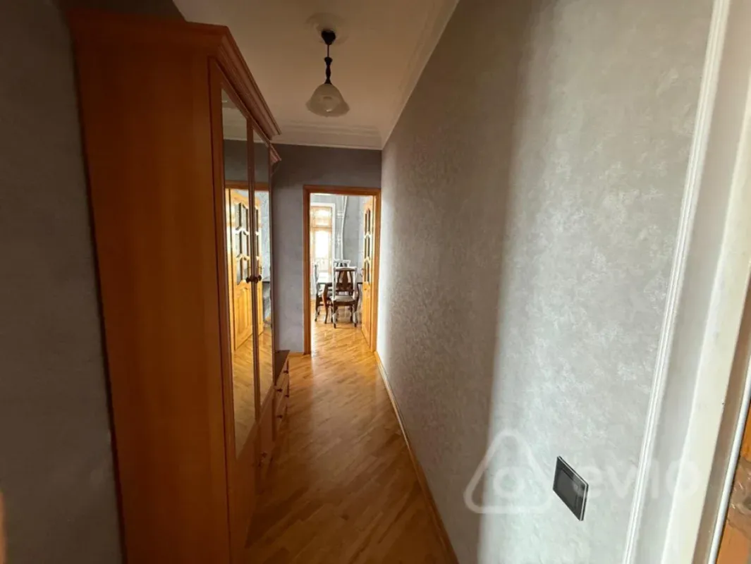 Kirayə verilir 2 otaqlı yeni tikili 60 m²