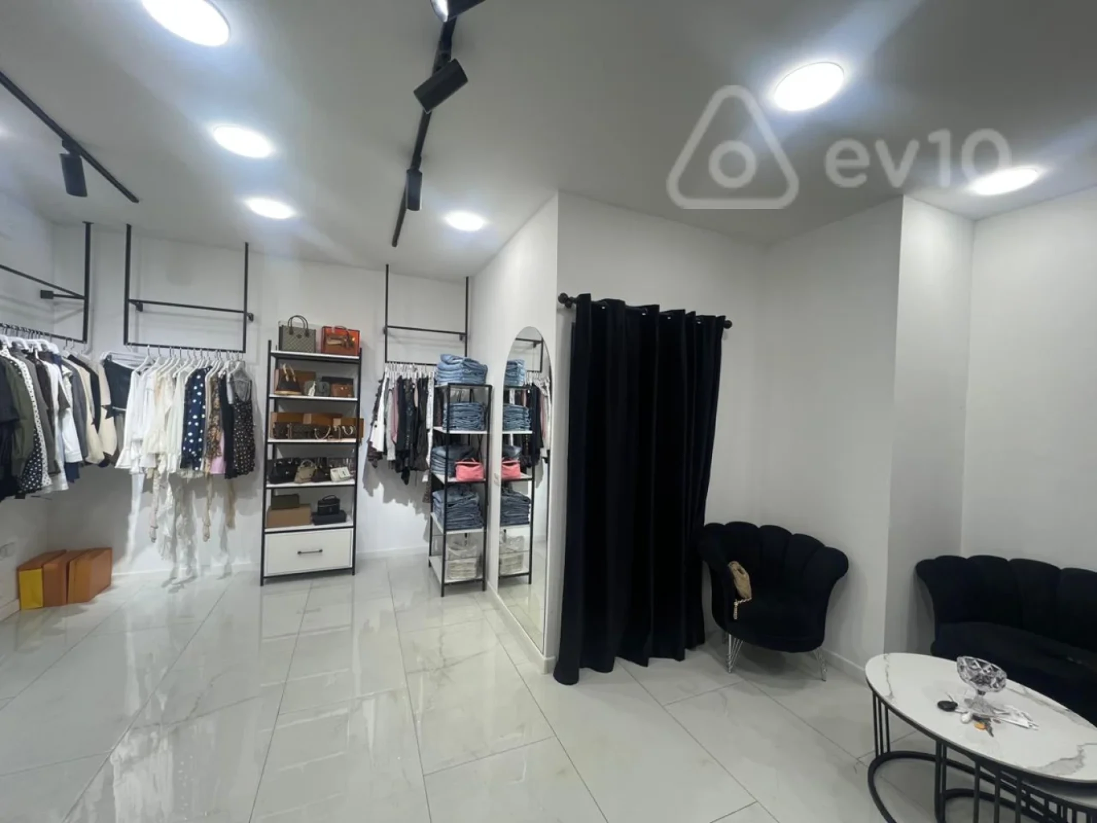 Kirayə verilir mənzil 30 m²