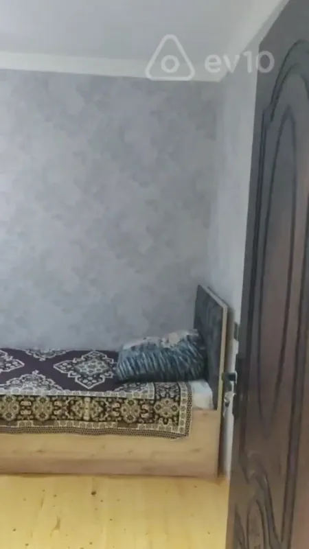 Kirayə verilir 3 otaqlı həyət evi 100 m²