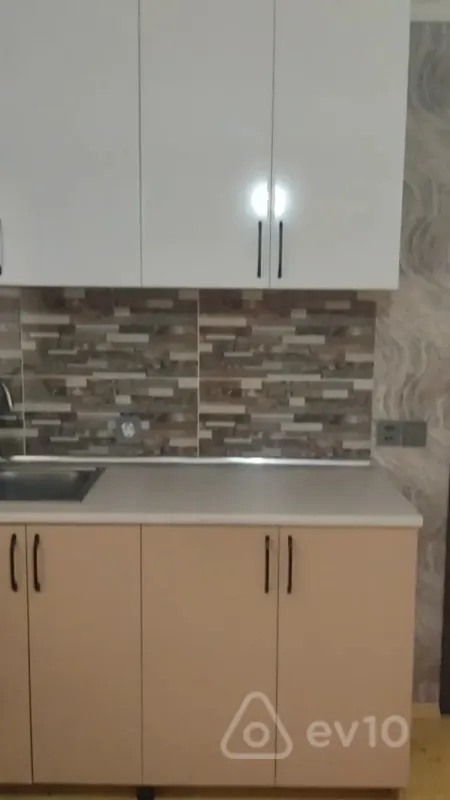 Kirayə verilir 3 otaqlı həyət evi 100 m²