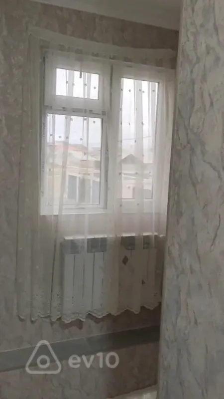 Kirayə verilir 3 otaqlı həyət evi 100 m²