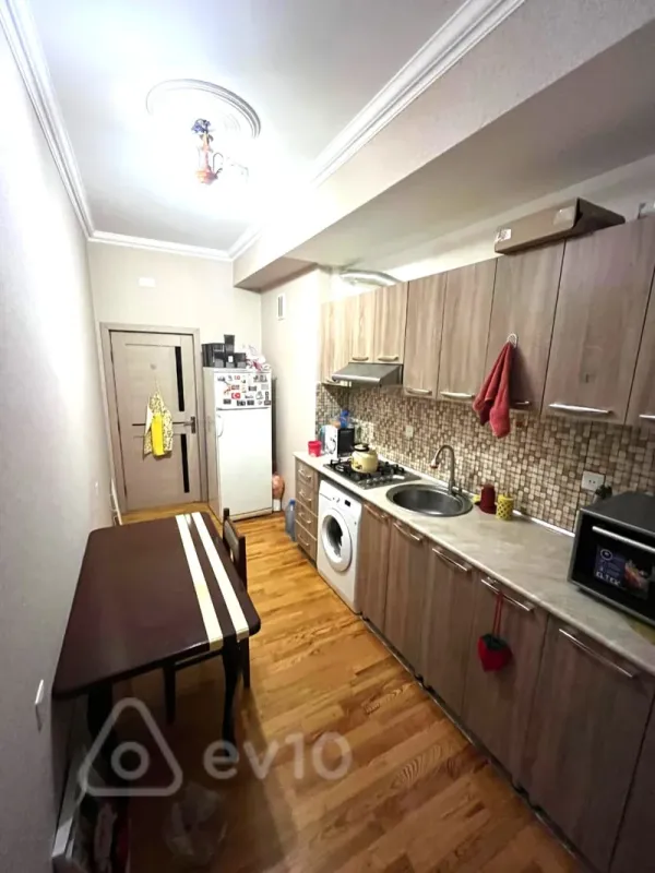Kirayə verilir 2 otaqlı yeni tikili 83 m²