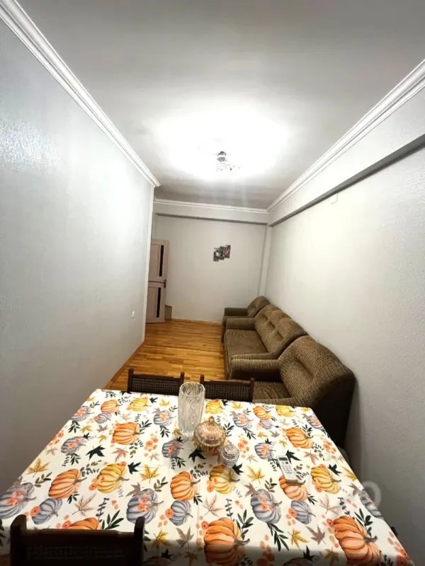 Kirayə verilir 2 otaqlı yeni tikili 83 m²