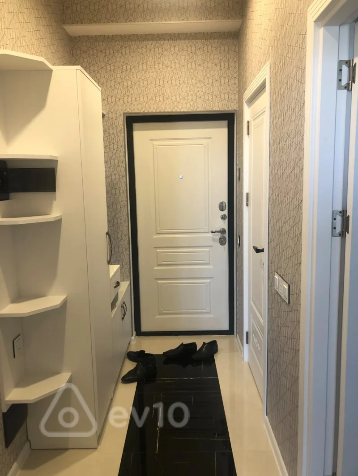 Kirayə verilir 2 otaqlı yeni tikili 65 m²