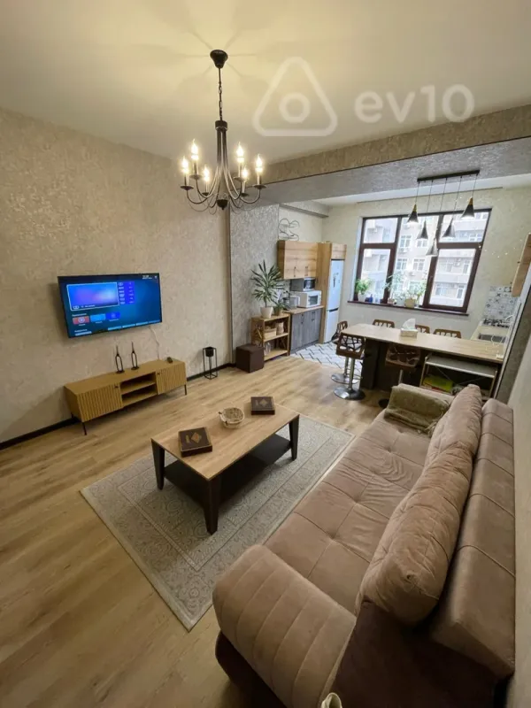 Kirayə verilir 2 otaqlı yeni tikili 70 m²