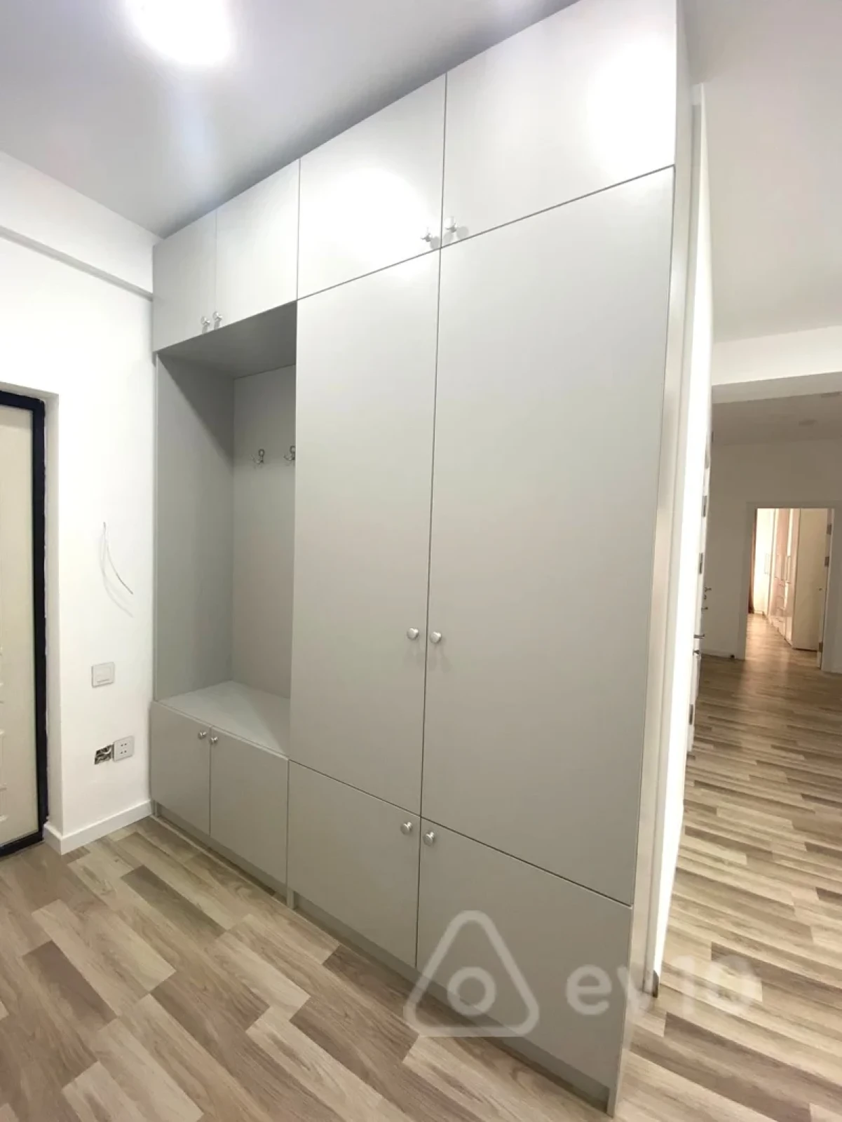 Kirayə verilir 3 otaqlı yeni tikili 150 m²
