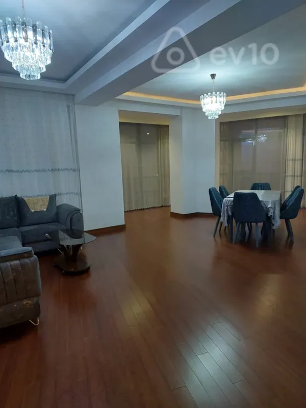 Kirayə verilir 2 otaqlı yeni tikili 113 m²
