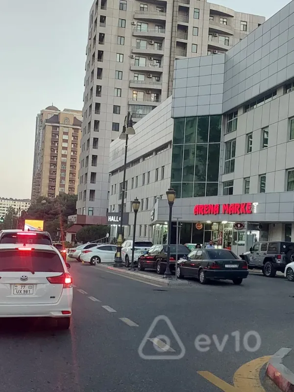 Kirayə verilir 2 otaqlı yeni tikili 113 m²