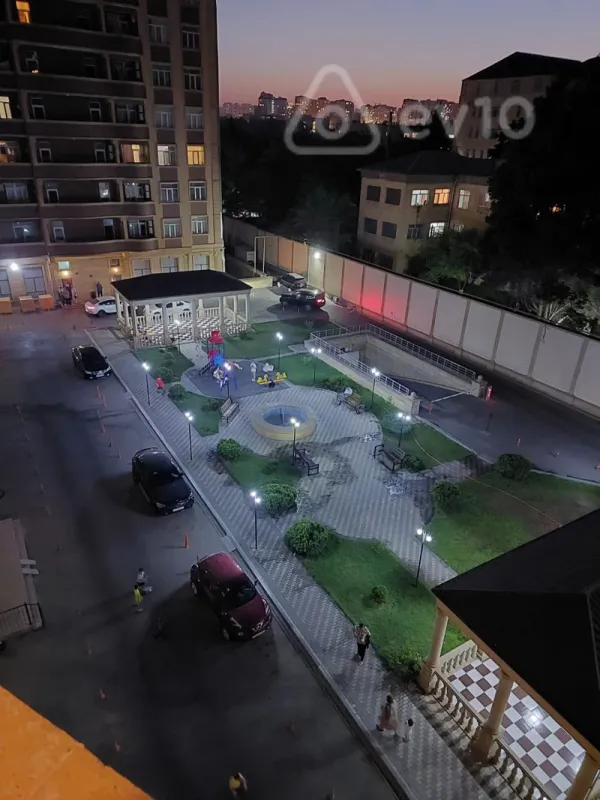 Kirayə verilir 2 otaqlı yeni tikili 113 m²