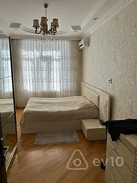 Kirayə verilir 3 otaqlı yeni tikili 80 m²