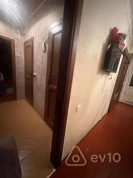 Kirayə verilir 2 otaqlı köhnə tikili 45 m²