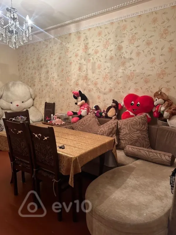 Kirayə verilir 2 otaqlı köhnə tikili 45 m²