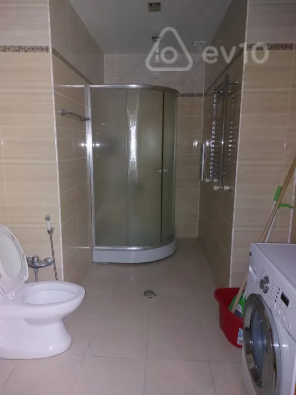 Kirayə verilir 3 otaqlı yeni tikili 121 m²