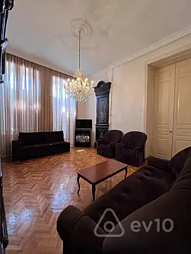 Satılır 2 otaqlı köhnə tikili 100 m² — Bakı, Səbail 2 otaq 100.00 m²