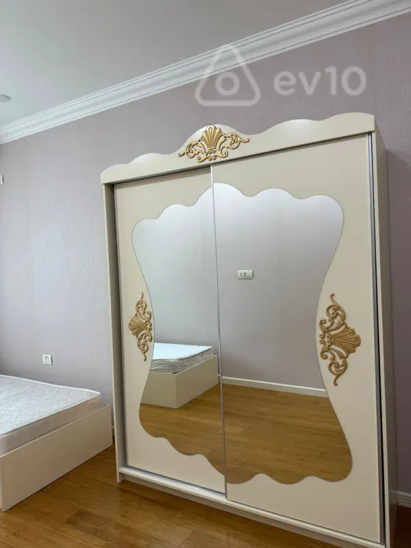 Kirayə verilir 3 otaqlı yeni tikili 91 m²