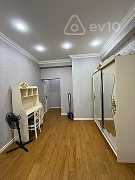 Kirayə verilir 3 otaqlı yeni tikili 91 m²